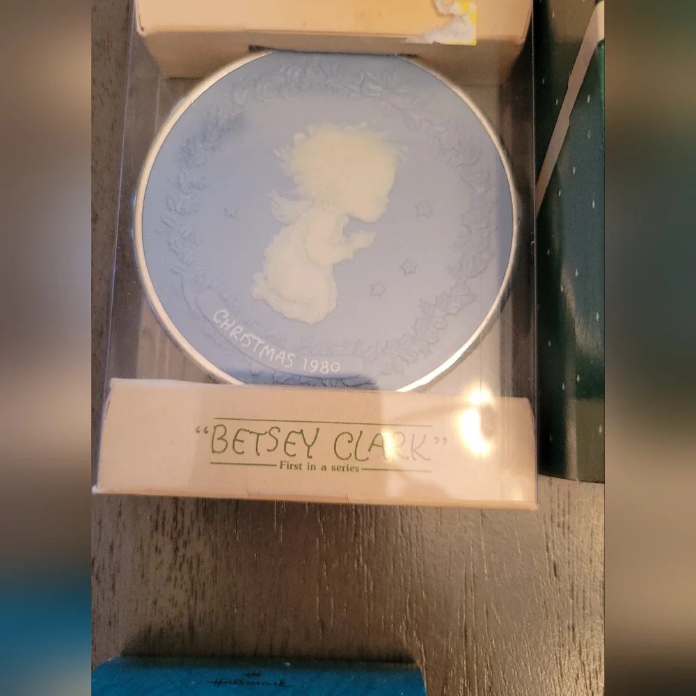 Hallmark good lot